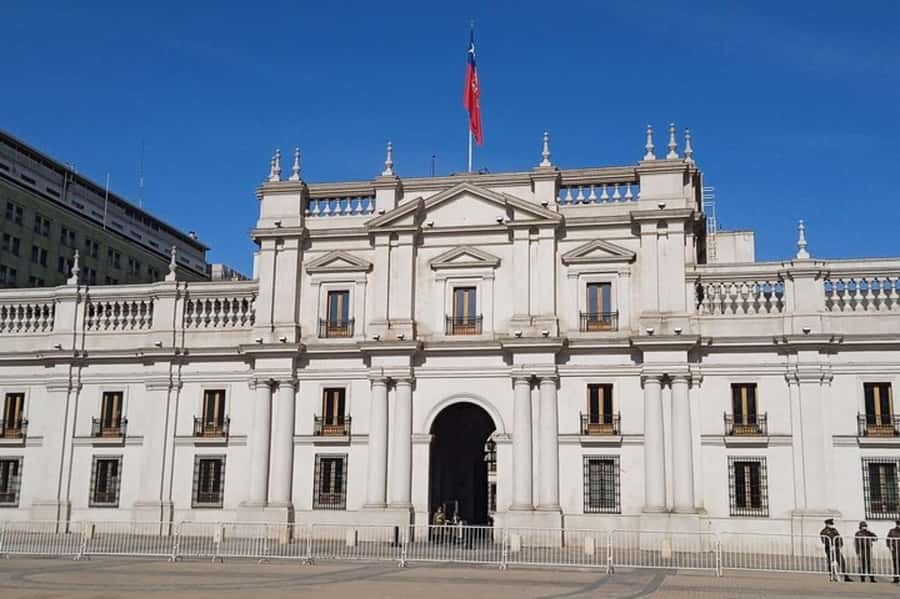 Santiago de Chile: Half-Day City Tour with Local Cuisine - Climbing Santa Lucia Hill for city views