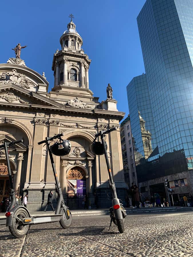 Santiago: Electric Scooter City Tour with Lunch - La Moneda and Chile’s civic center