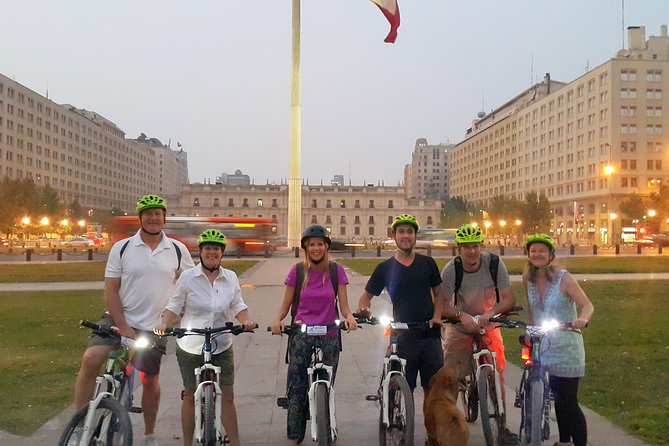 Santiago Evening Bike Tour - From Providencia parks to Plaza Baquedano