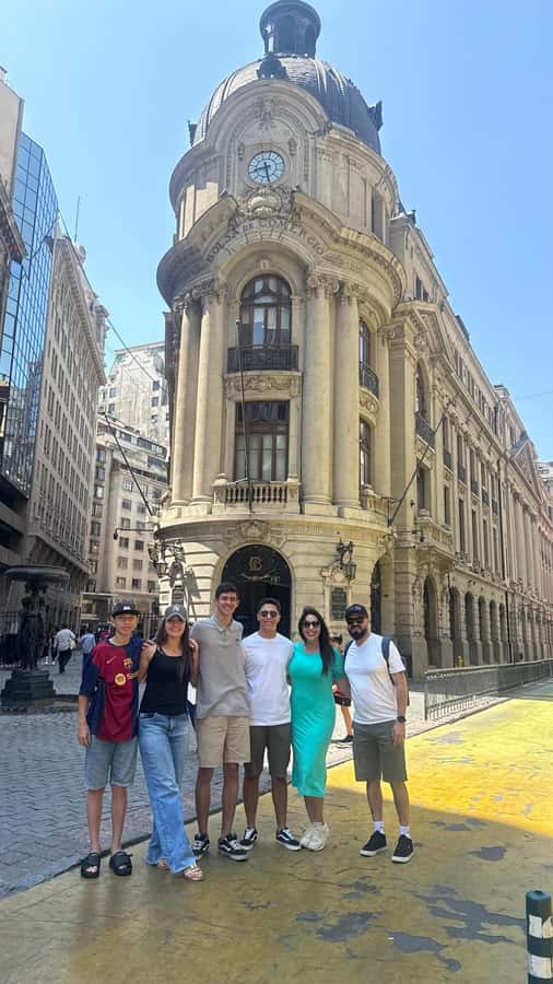 Santiago: Guided City Tour through the historic center of Santiago - The National Historical Museum adds more context