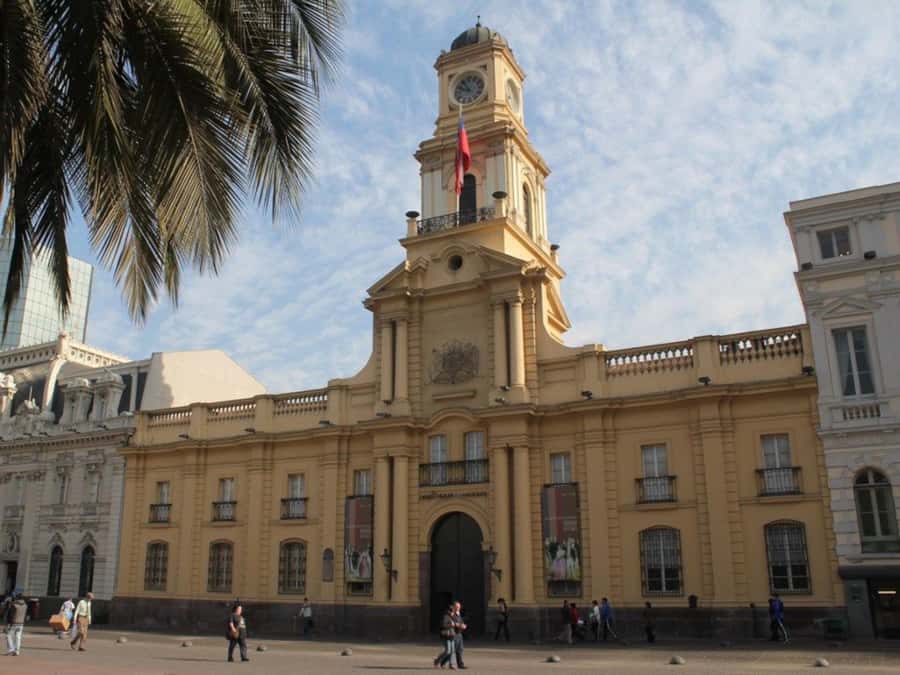 Santiago: Guided City Tour through the historic center of Santiago - Marco, Andre Luiz, and the language question