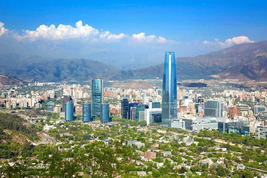 Santiago: Guided Full-Day Walking Tour with a Chilean Lunch - Downtown Santiago by metro and bus