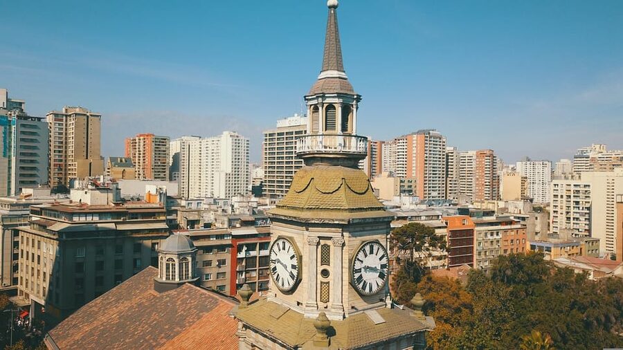 Santiago: Guided Full-Day Walking Tour with a Chilean Lunch - Booking details that matter