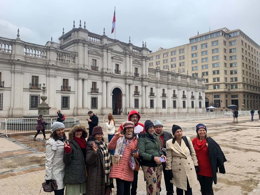 Santiago: Guided Walking Tour through the Historic Center - A useful first walk through central Santiago