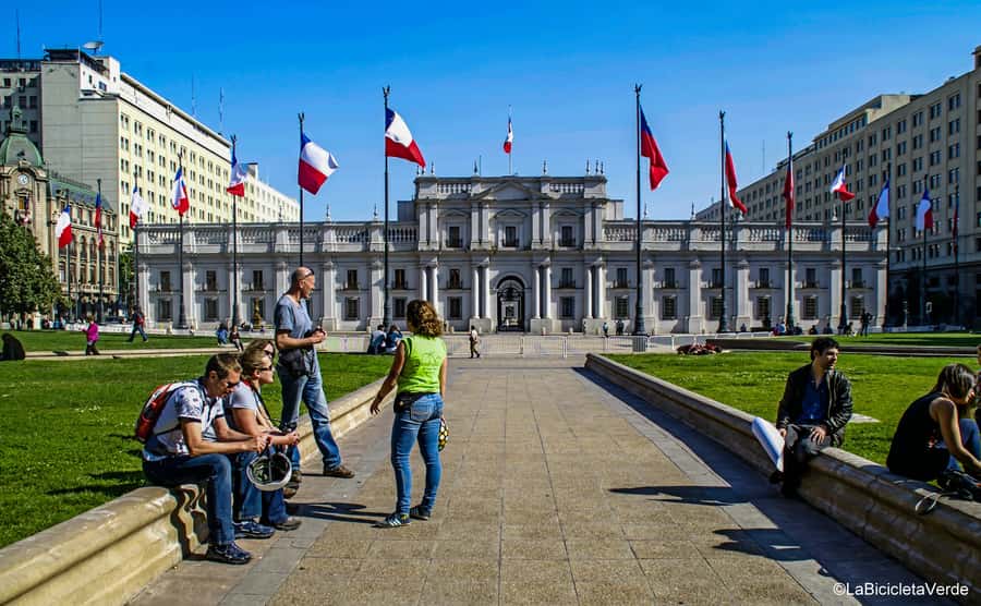 Santiago: Highlights, Parks and Politics Bike Tour - Starting near Plaza Mori and Baquedano Metro