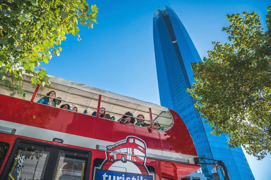 Santiago: Hop-on Hop-off Bus Day Ticket with Audio Guide - Plaza de Armas puts you in old Santiago