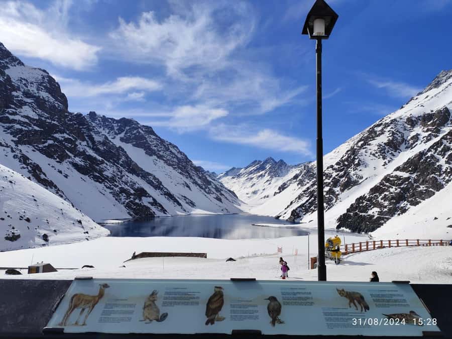 Santiago: Inca Lagoon Tour with Local Vineyard and Tasting - The early pickup and first roadside stop