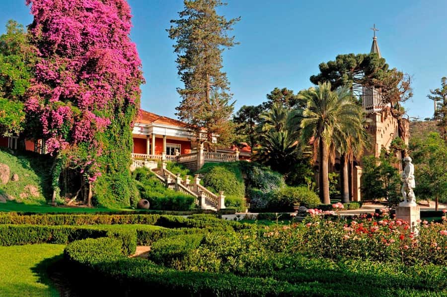 Santiago: Main Chilean Wineries Private Half-Day Tours - Leaving Santiago for Maipo Valley wine country