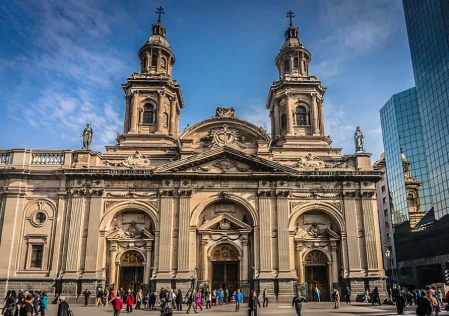 Santiago : Must-See Sites Walking Tour With A Guide - Key points to know before booking