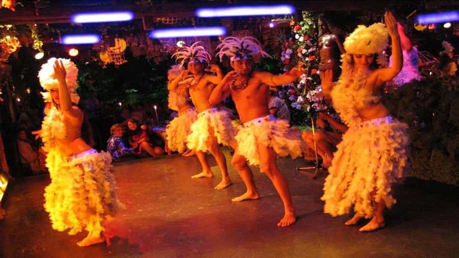 Santiago: Private Dinner & Chilean Folk Show with Transfers - What the $126 price includes