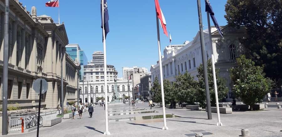 Santiago: Private Half-Day City Tour - Booking details worth confirming