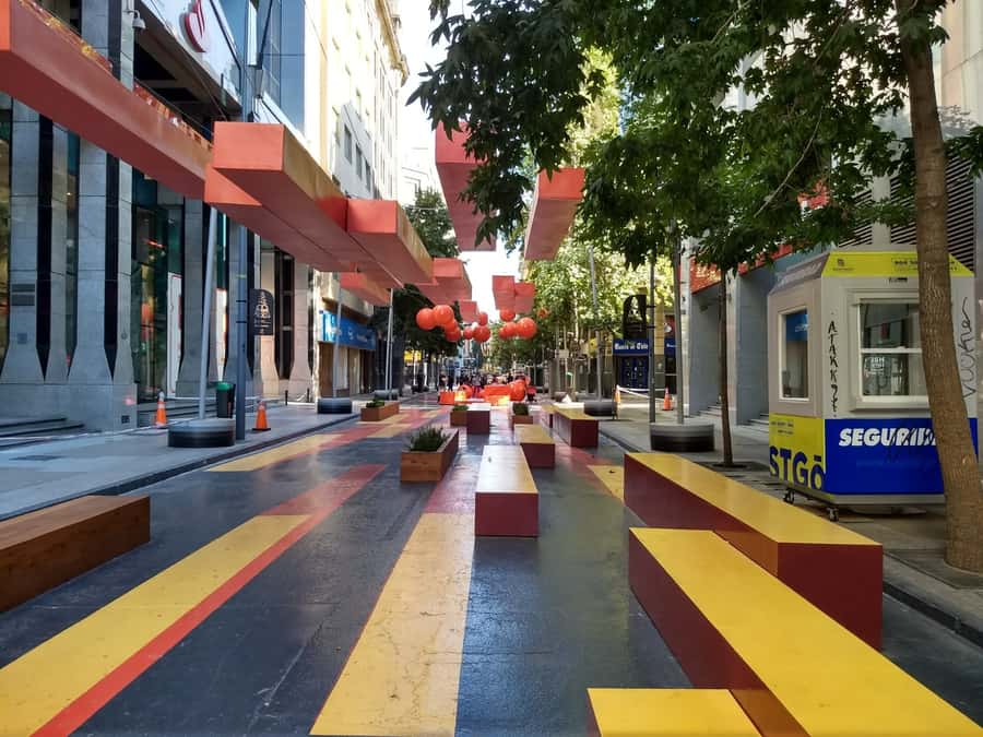 Santiago: The Essentials City Tour & Optional Concha y Toro - Moneda Palace and the government district