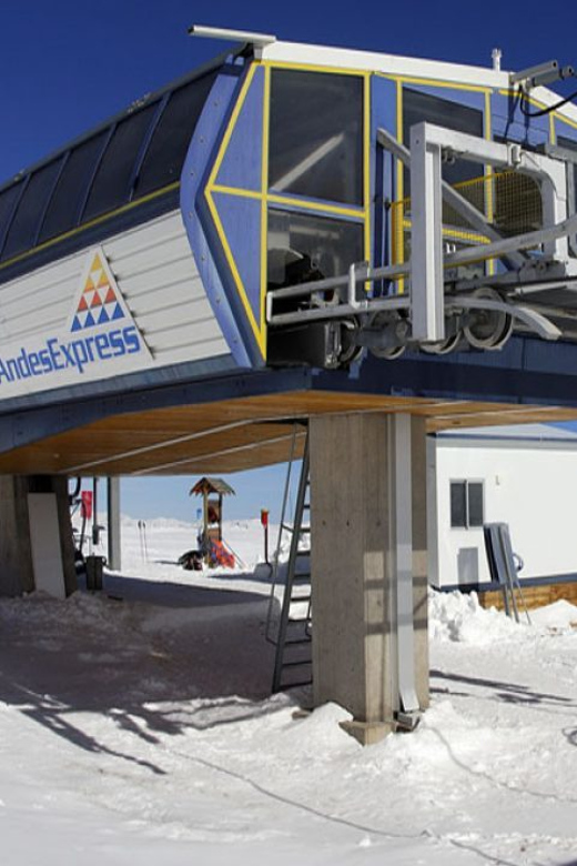 Santiago: Valle Nevado and Farellones Ski-Center Day Trip - Who will enjoy this mountain day