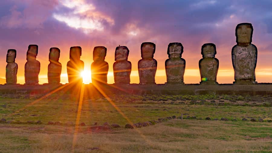 Sunrise Tongariki: Sunrise at Tongariki Park Private Tour - Price, park entry, and what you receive