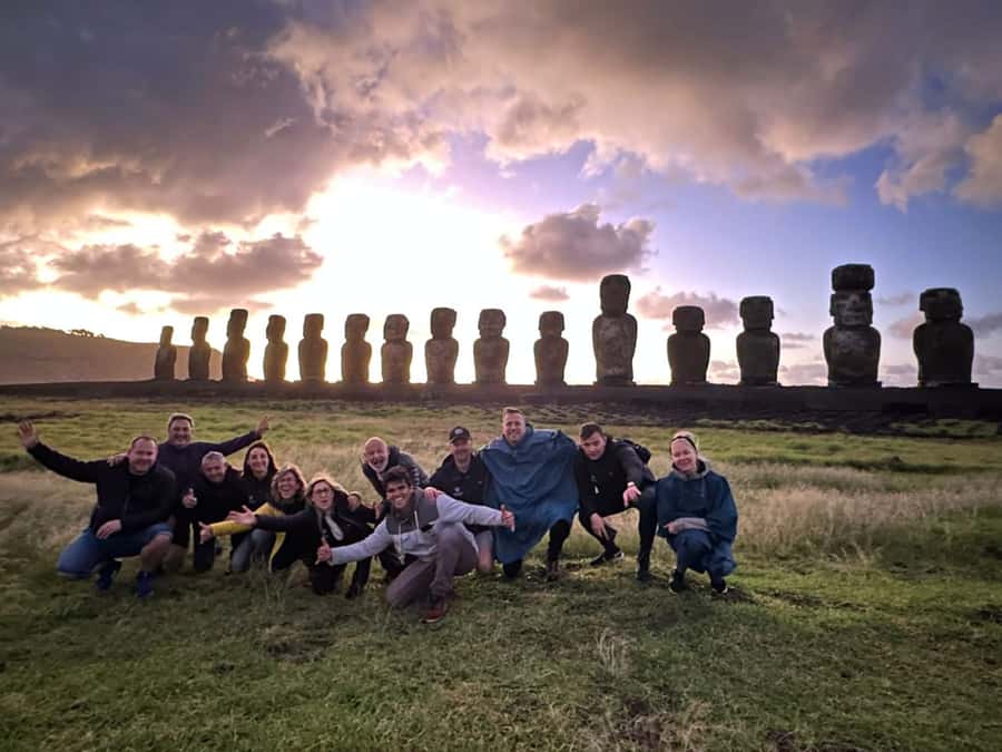 Tongariki Sunrise: Half Day Private Tour - The pre-dawn start from Hanga Roa