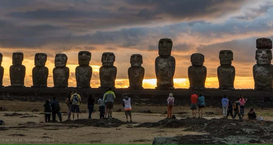 Tongariki Sunrise: Half Day Private Tour - The value of a private vehicle and guide
