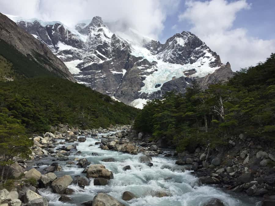 Torres del Paine Day Trip from El Calafate - Lunch at Phoe campsite