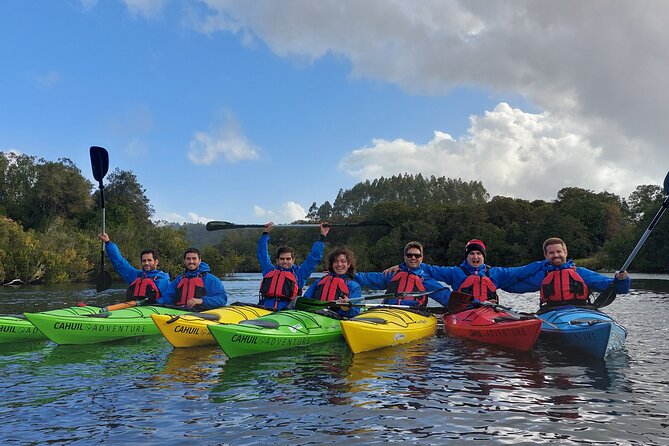 Tour Guiado en Kayak por Rio Maullin / Medío dia en Pto. Varas - What the lake and Volcano Osorno add