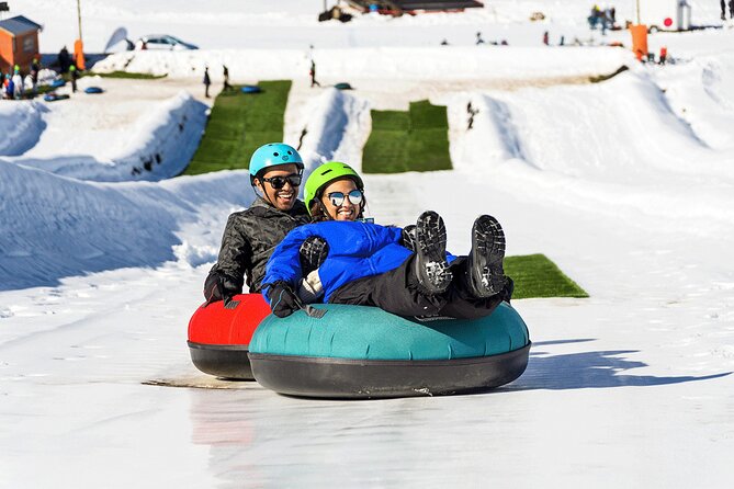 Tour Parque Farellones Ticket+Transportation, optional Snowwear - What the Farellones ticket actually covers
