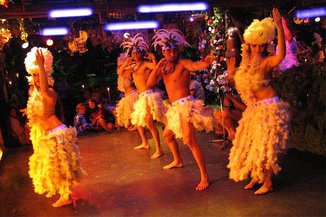 Traditional Dinner Show in Santiago - At a glance