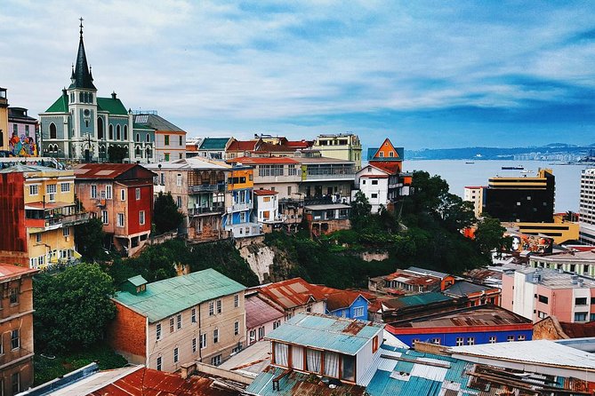 Valparaiso & Casablanca : Wine, Gastronomy and Living Culture - One day, three very different Chilean places