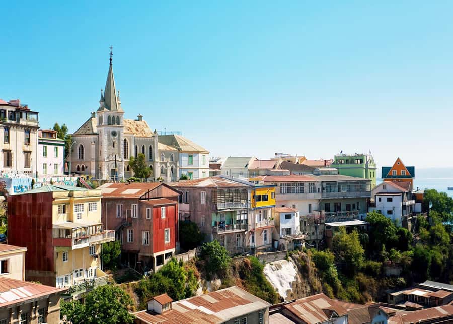 Valparaiso: Guided Walking Tour with Ascensor Rides - Plaza Aníbal Pinto and the first ascensor ride