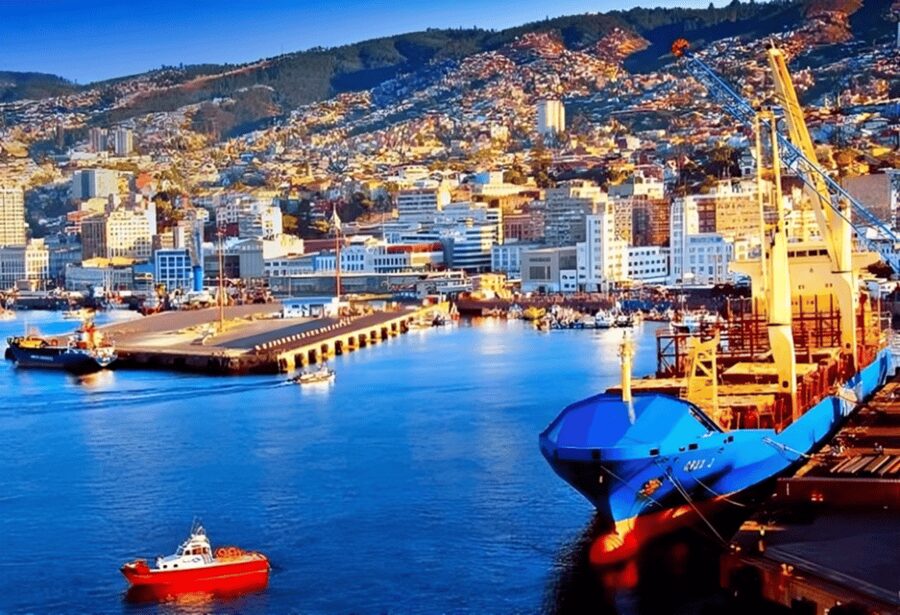 Valparaiso : Must-See Sites Walking Tour With A Guide - Ending at the Turri Clock Tower and Stock Exchange