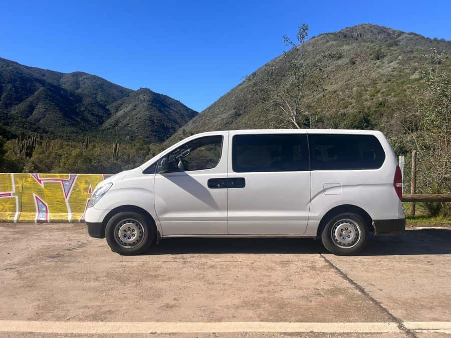 Valparaíso to Casablanca: wine tour with premium tasting and transportation - Should you book this Casablanca wine tour?