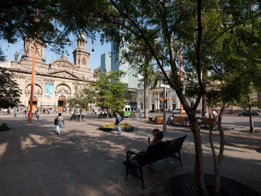 Walking City Tour with Funicular, Cable Car and Tasting - Group size, transport, and comfort