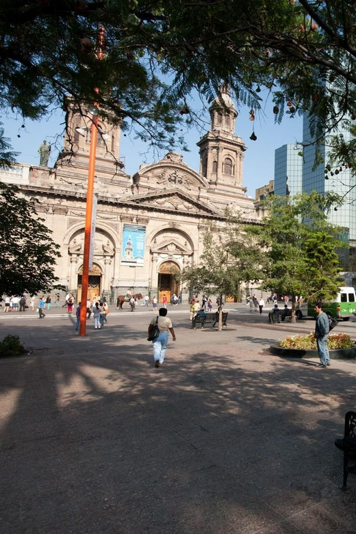 Walking City Tour with Funicular, Cable Car and Tasting - Who should book this Santiago outing?